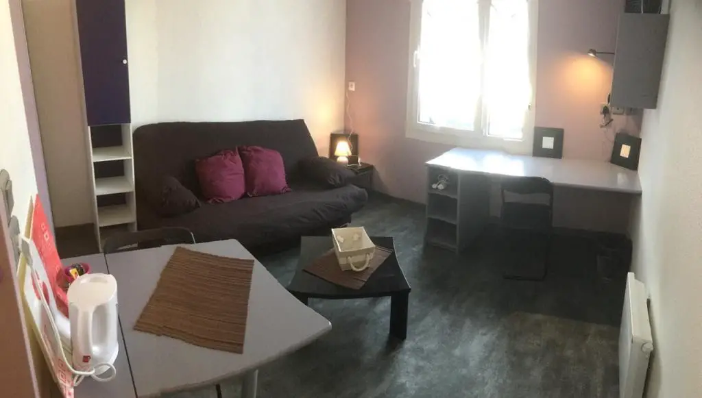 Location studio meublé 20 m2