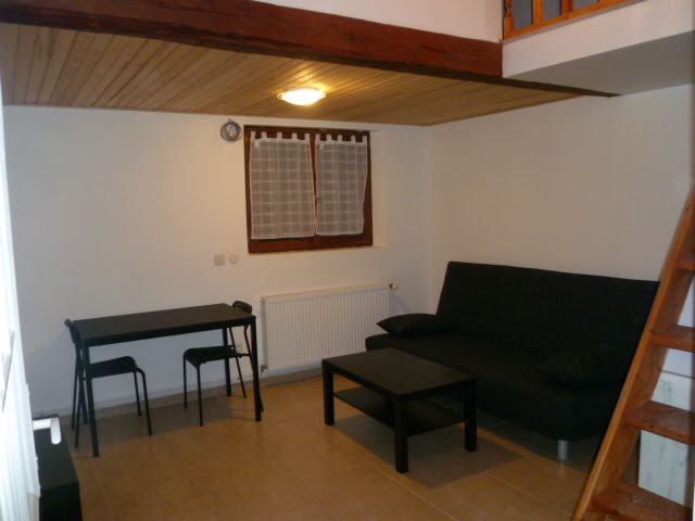 Location studio meublé 22 m2
