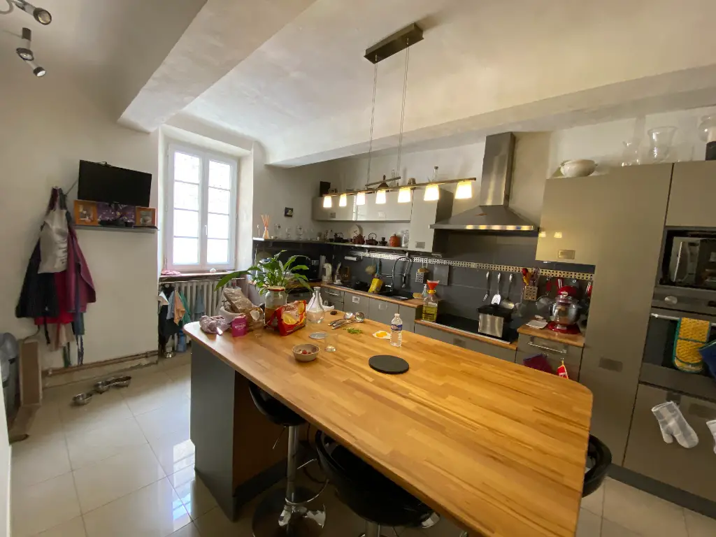 Vente maison 5 pièces 140 m2