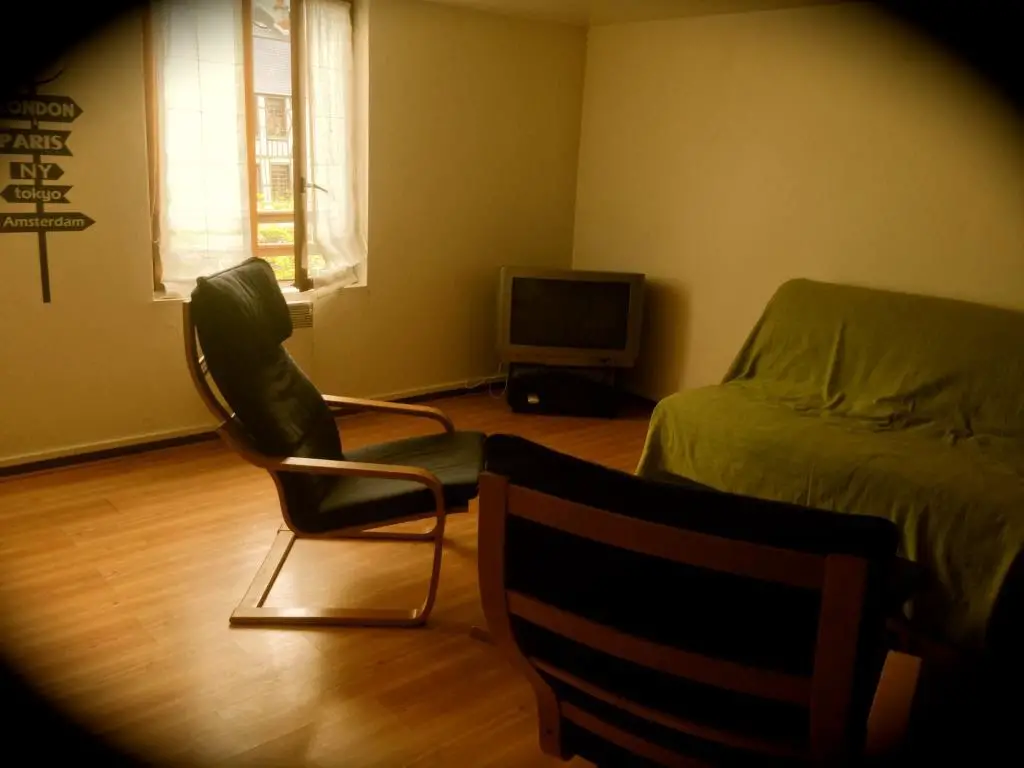 Location appartement meublé 3 pièces 80 m2