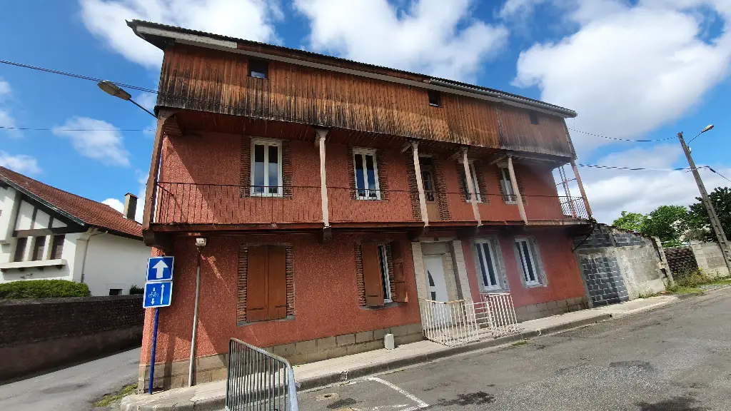 Vente maison 10 pièces 225 m2