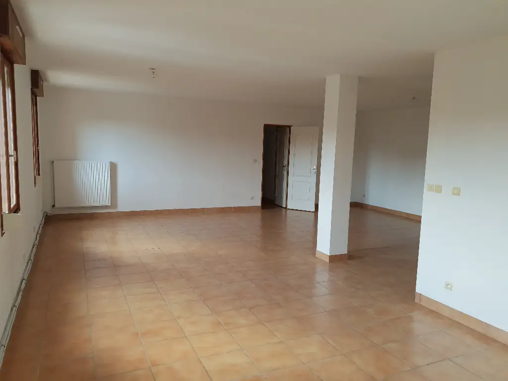 Location appartement 4 pièces 107,95 m2