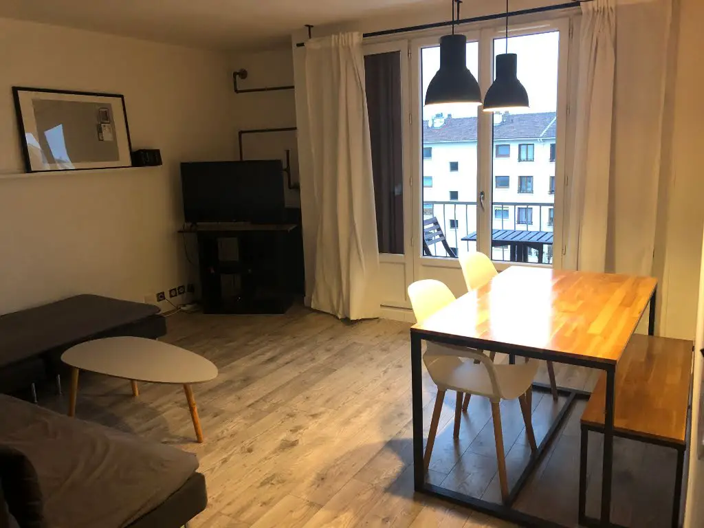 Location appartement meublé 3 pièces 63 m2
