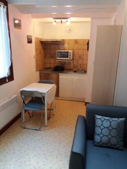 Location studio meublé 25 m2