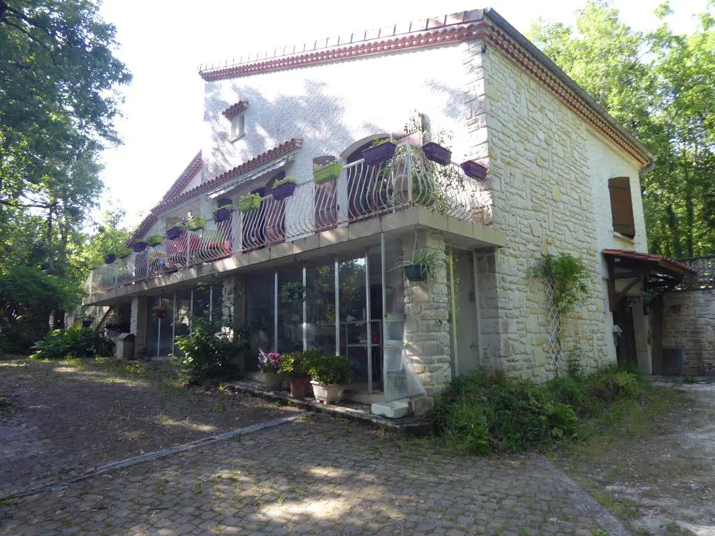 Vente villa 7 pièces 157 m2