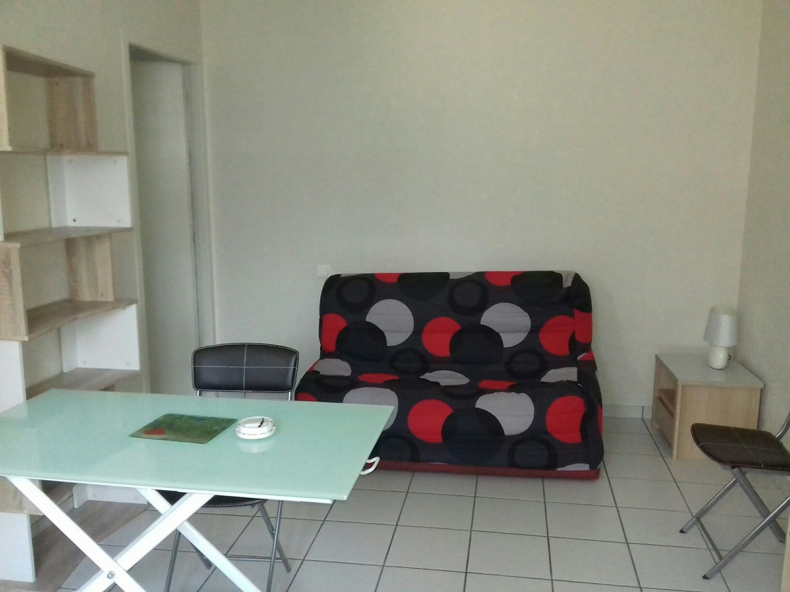 Location studio meublé 23 m2