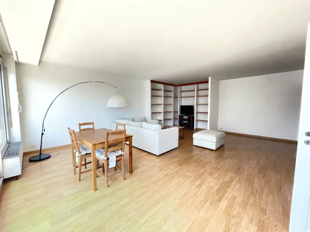 Location appartement meublé 3 pièces 98,57 m2