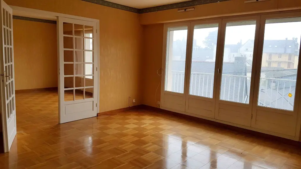 Location appartement 4 pièces 91,93 m2