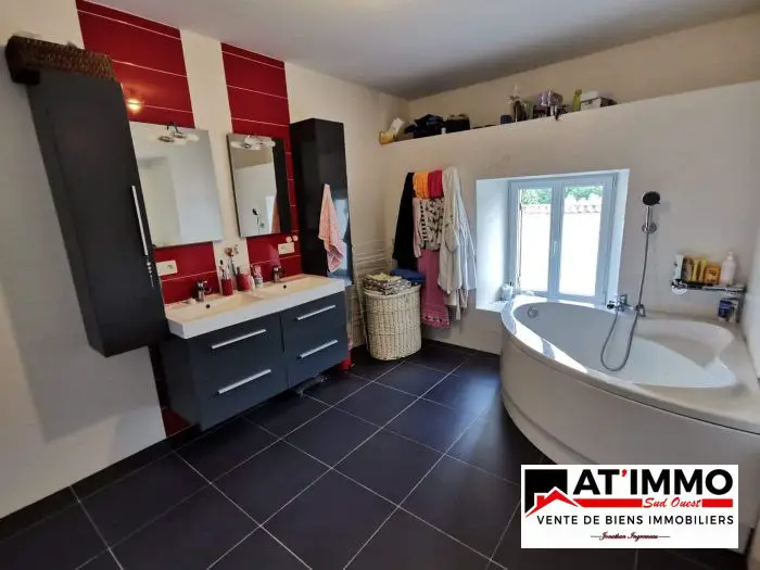 Vente maison 5 pièces 190 m2