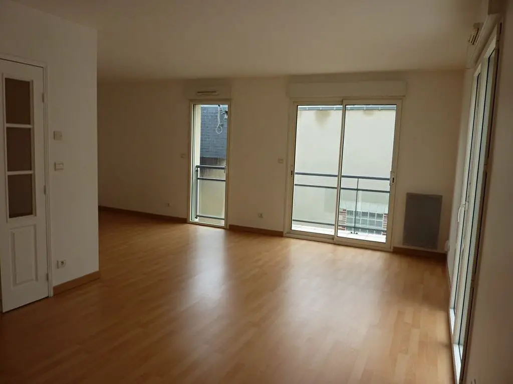 Location appartement 3 pièces 89 m2