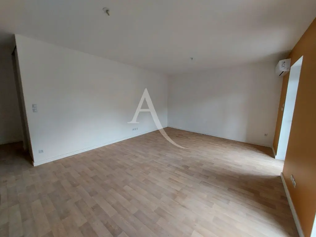 Location appartement 3 pièces 64,11 m2