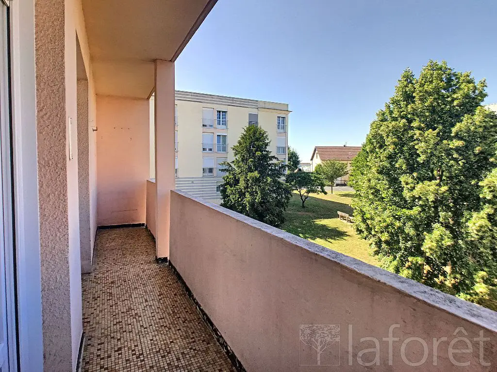 Location appartement 3 pièces 64,01 m2