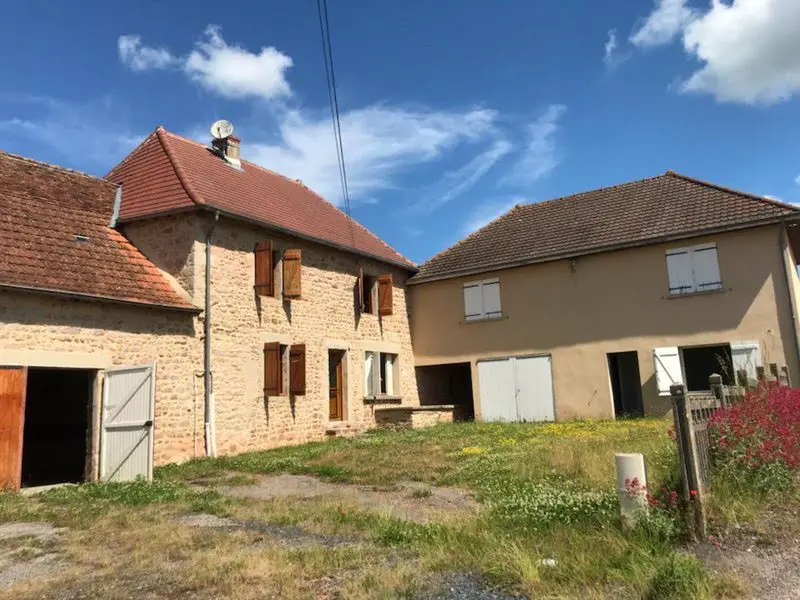 Vente maison 1 900 m2