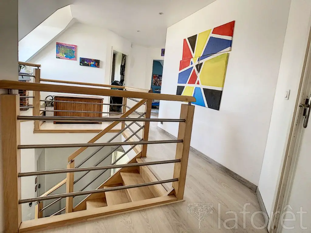 Vente maison 5 pièces 142 m2