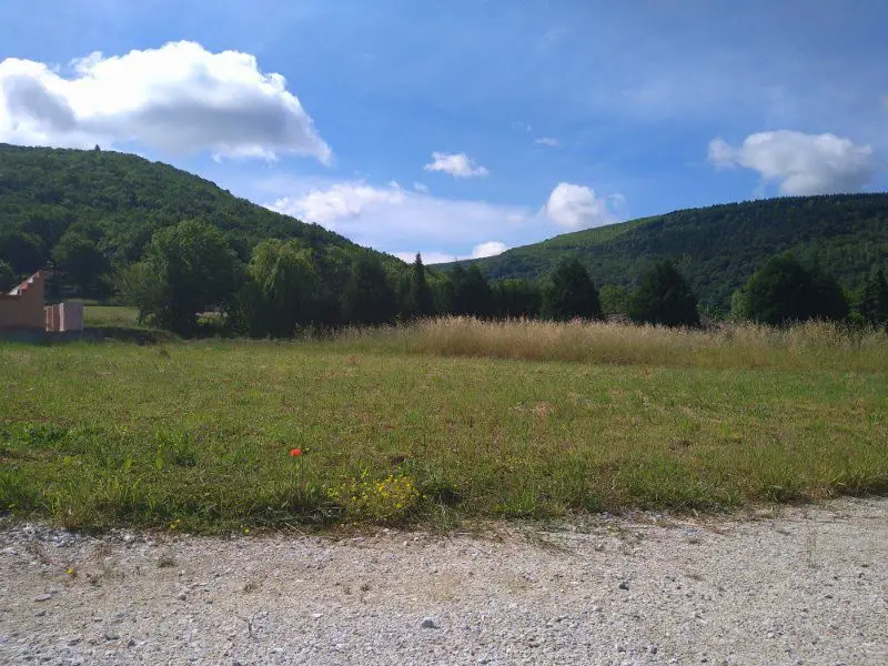 Vente terrain à bâtir 697 m2