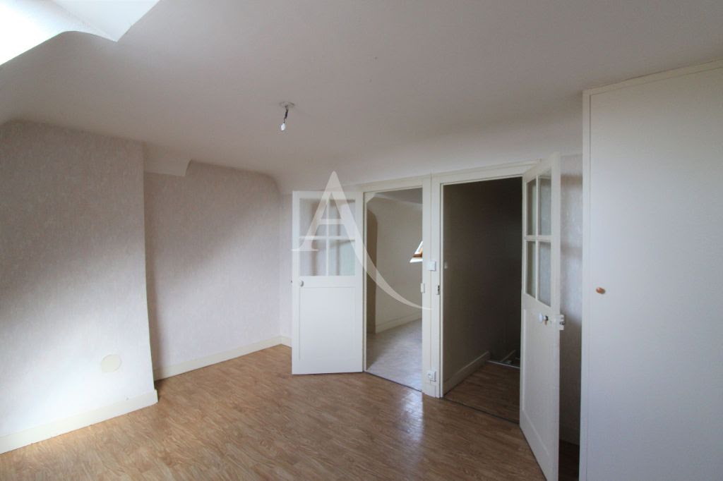 Location appartement 4 pièces 110,39 m2
