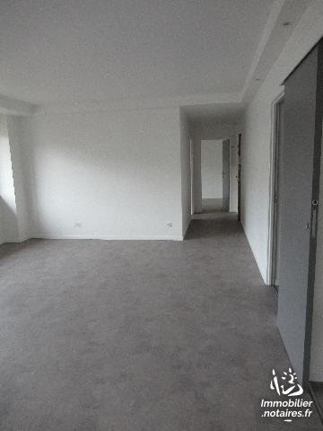 Location appartement 3 pièces 79,81 m2