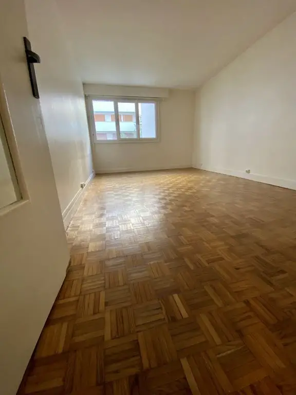 Location appartement 3 pièces 70,14 m2