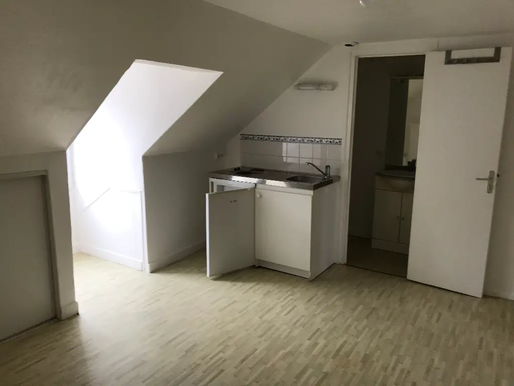 Location appartement 2 pièces 23,39 m2