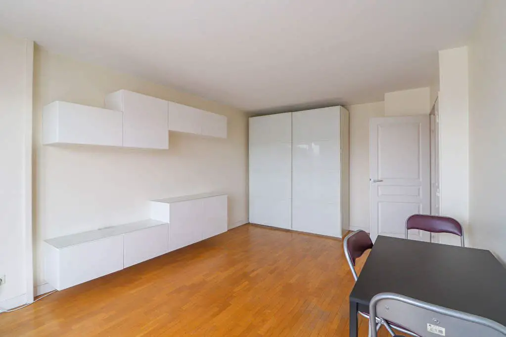Location appartement meublé 2 pièces 47,3 m2