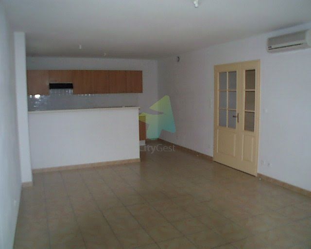Location appartement 4 pièces 82,23 m2
