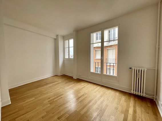 Location appartement 3 pièces 81 m2
