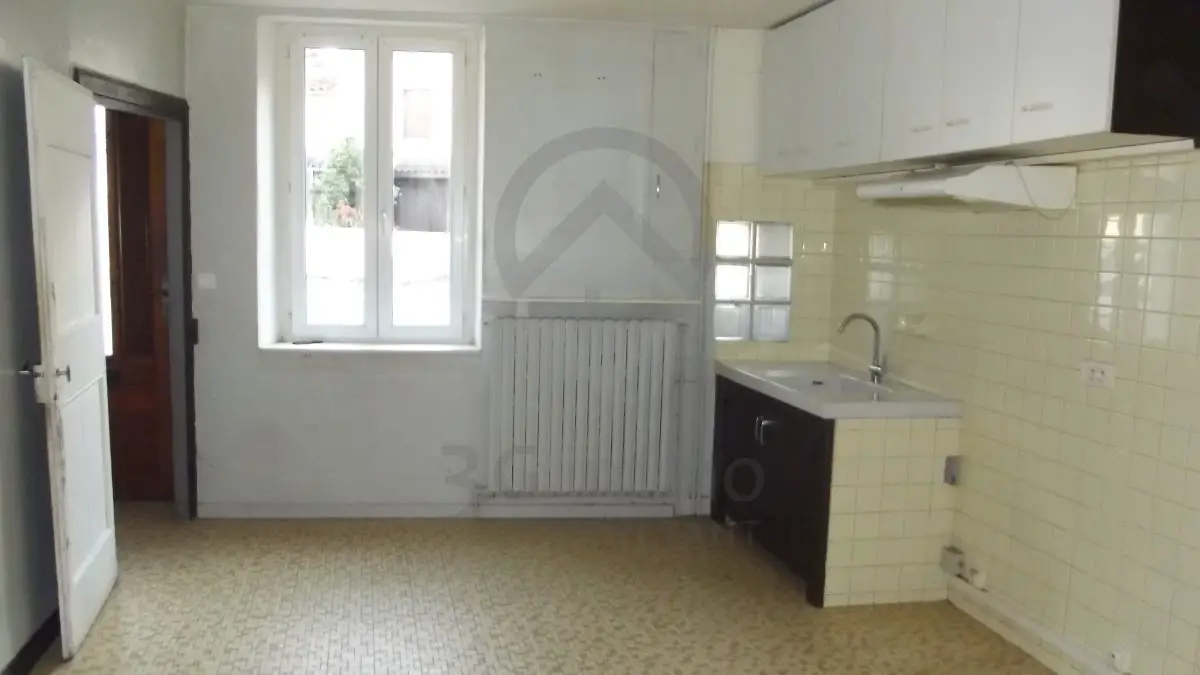 Vente maison 3 pièces 77 m2