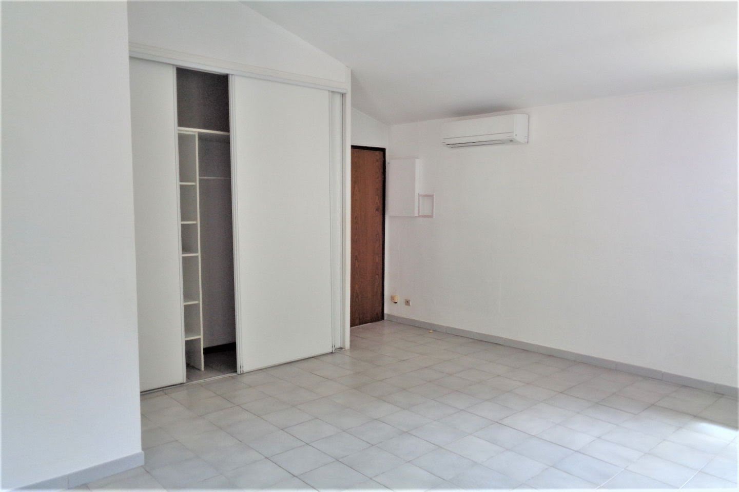 Location appartement 2 pièces 43,57 m2