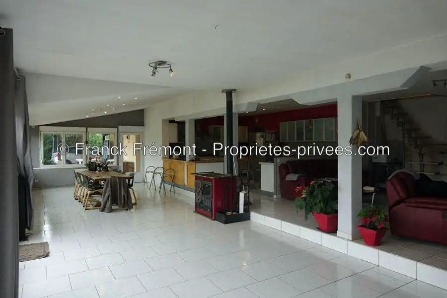 Vente maison 17 pièces 275 m2