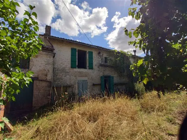 Vente maison 6 pièces 775 m2