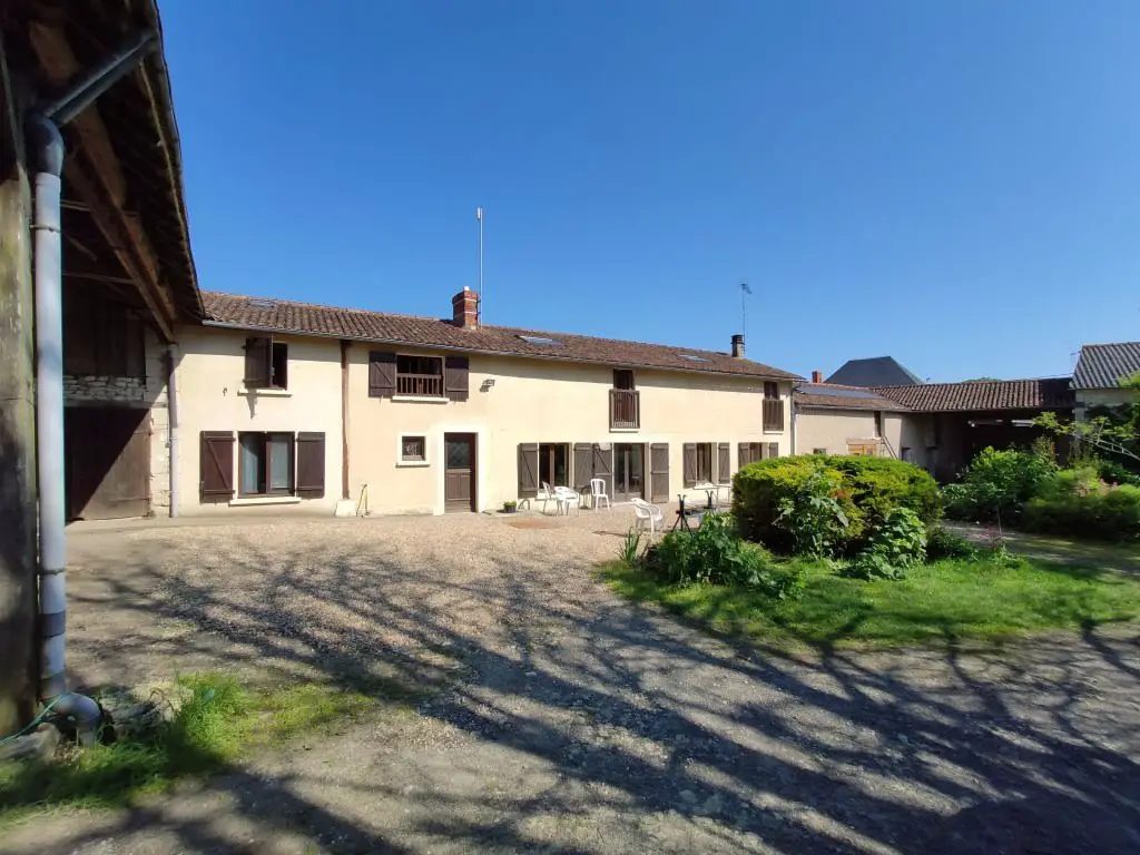 Vente maison 7 pièces 285 m2