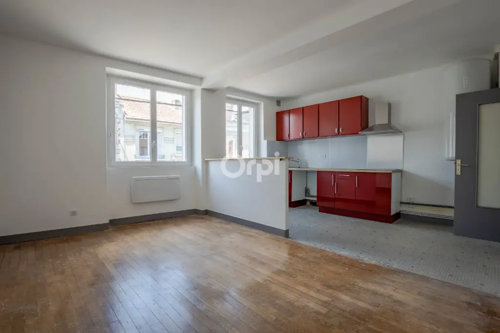 Location appartement 4 pièces 77,05 m2