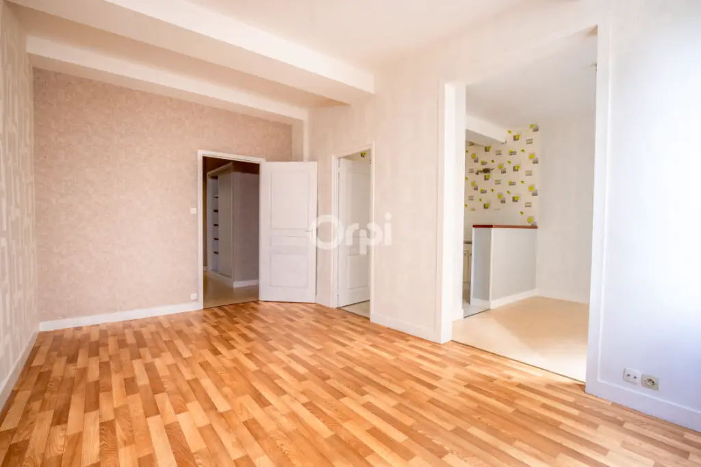 Location appartement 4 pièces 64 m2