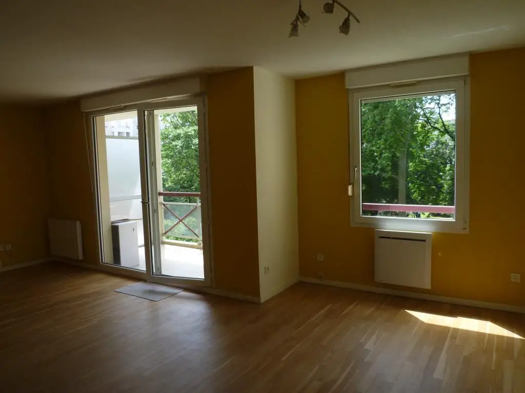 Location appartement 4 pièces 88 m2