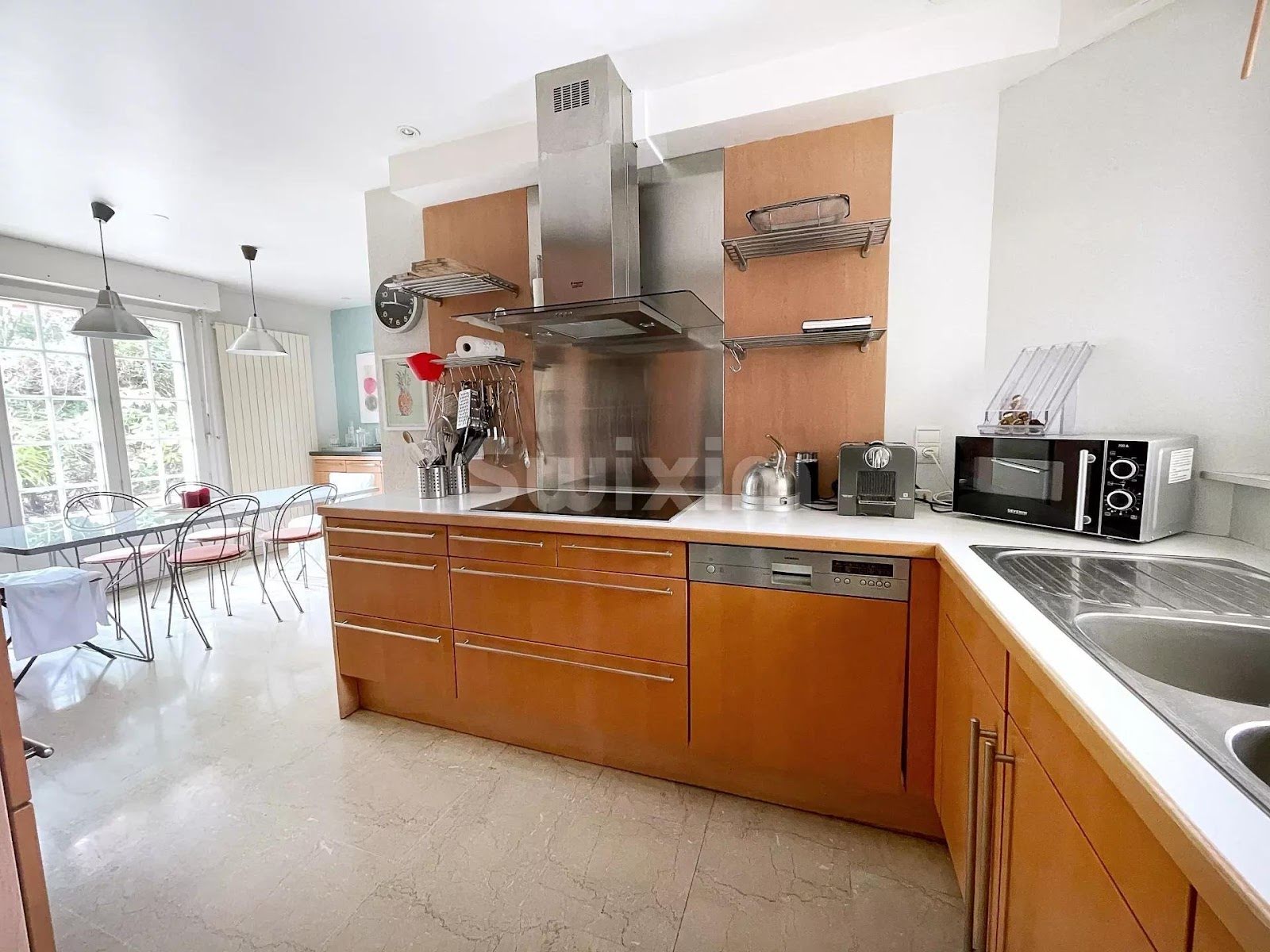 Vente maison 8 pièces 271,39 m2