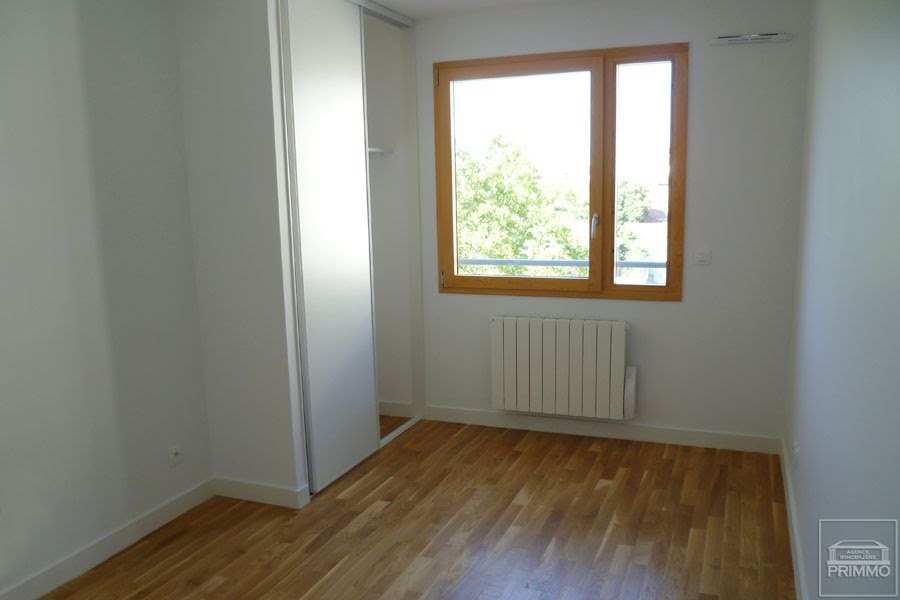 Location appartement 4 pièces 99,25 m2