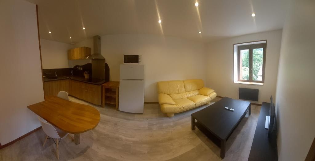 Location studio meublé 31 m2