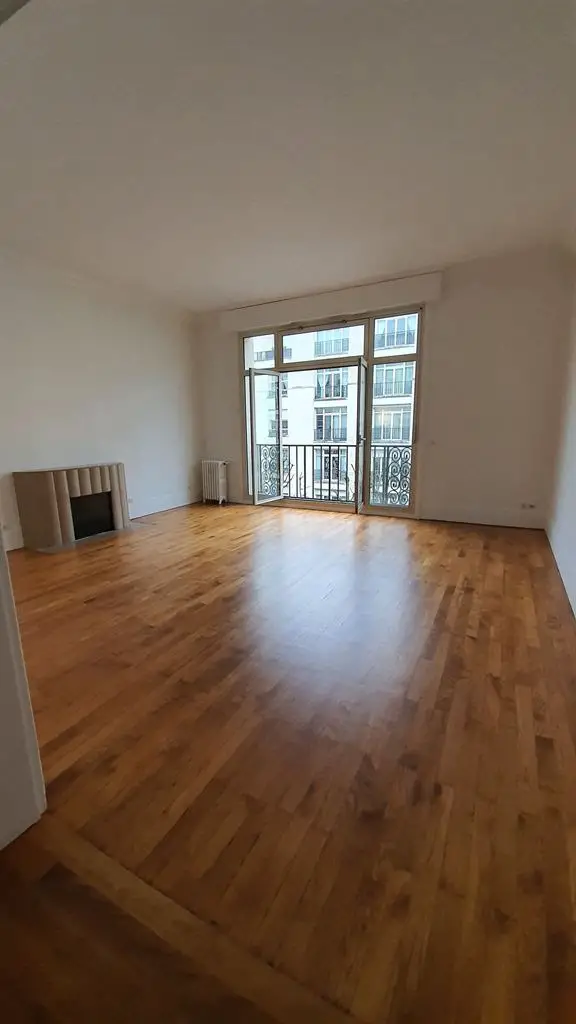 Location appartement 4 pièces 110 m2