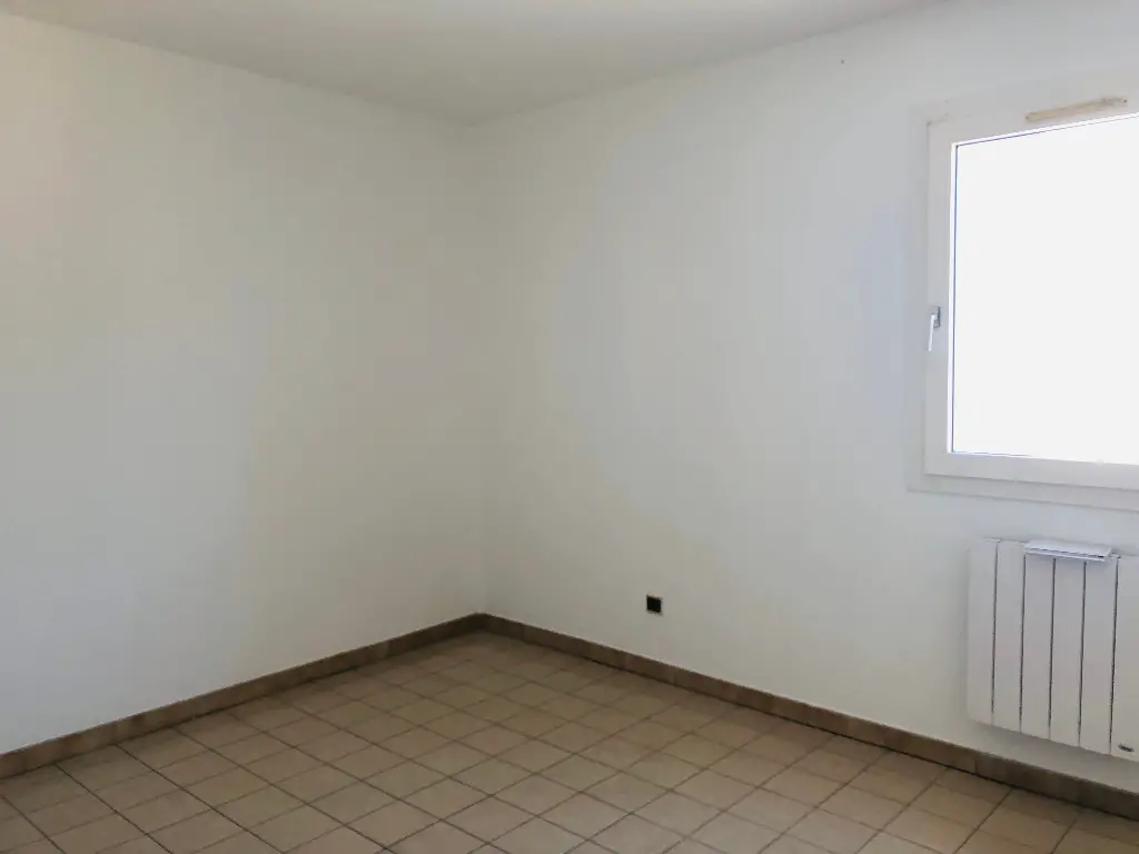 Location appartement 3 pièces 77,6 m2