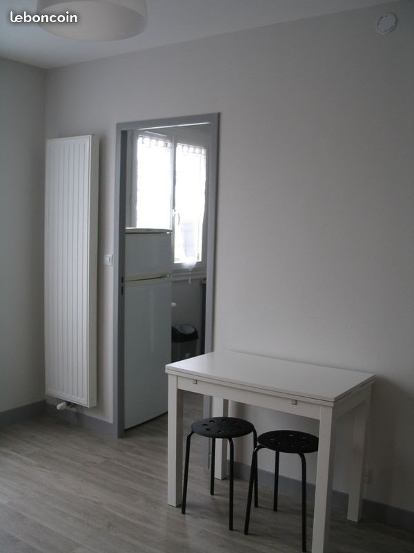 Location studio meublé 26 m2
