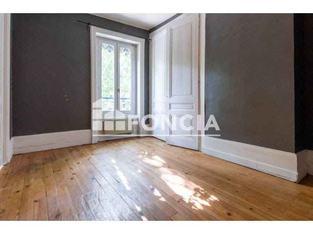 Location appartement 4 pièces 97,64 m2