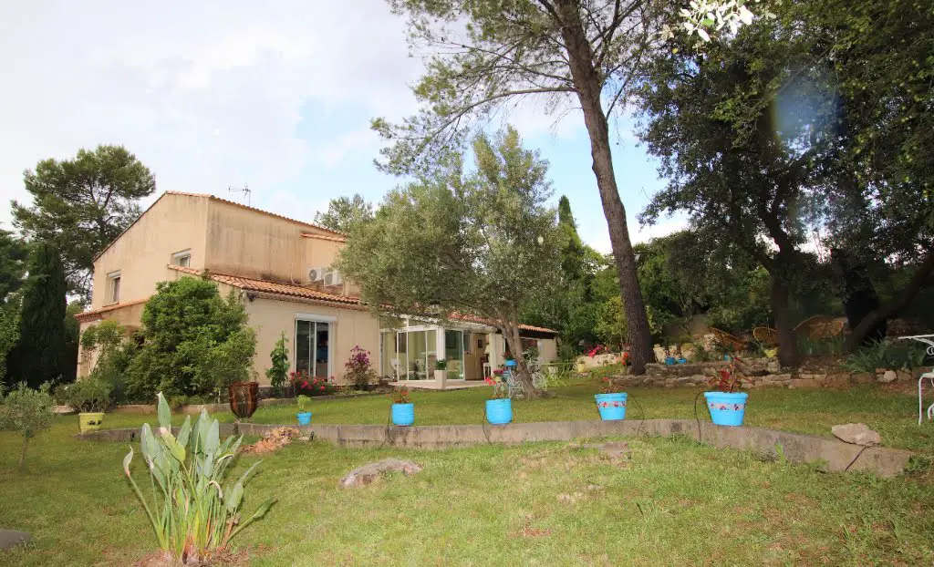 Vente villa 6 pièces 204 m2