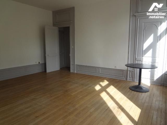 Location appartement 4 pièces 127 m2