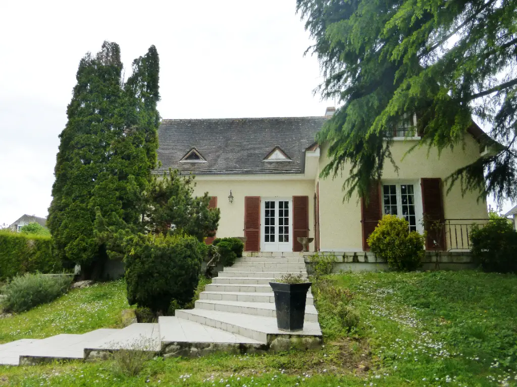 Vente maison 8 pièces 180 m2