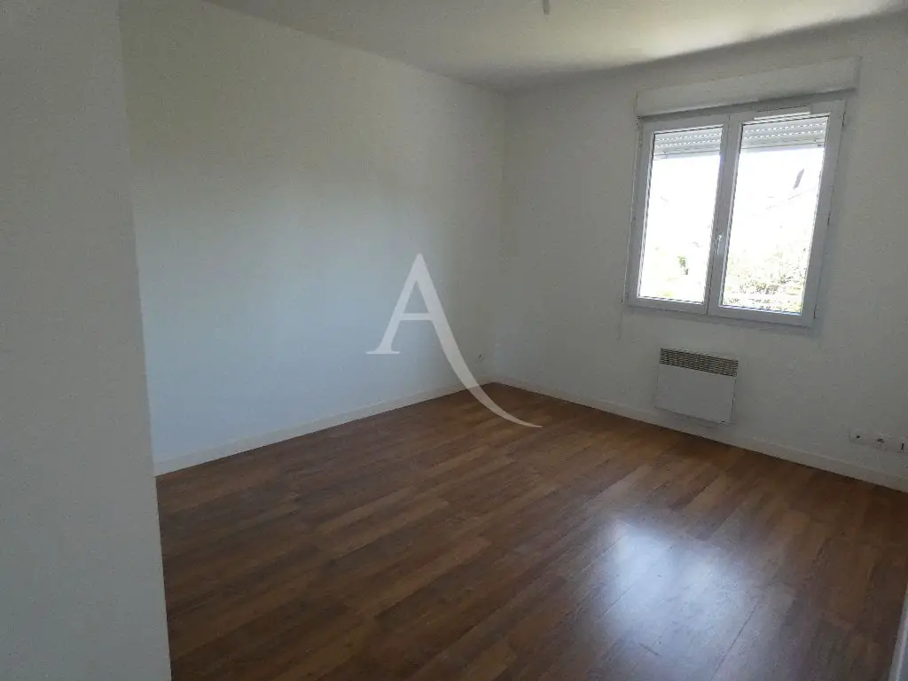 Location appartement 3 pièces 71 m2