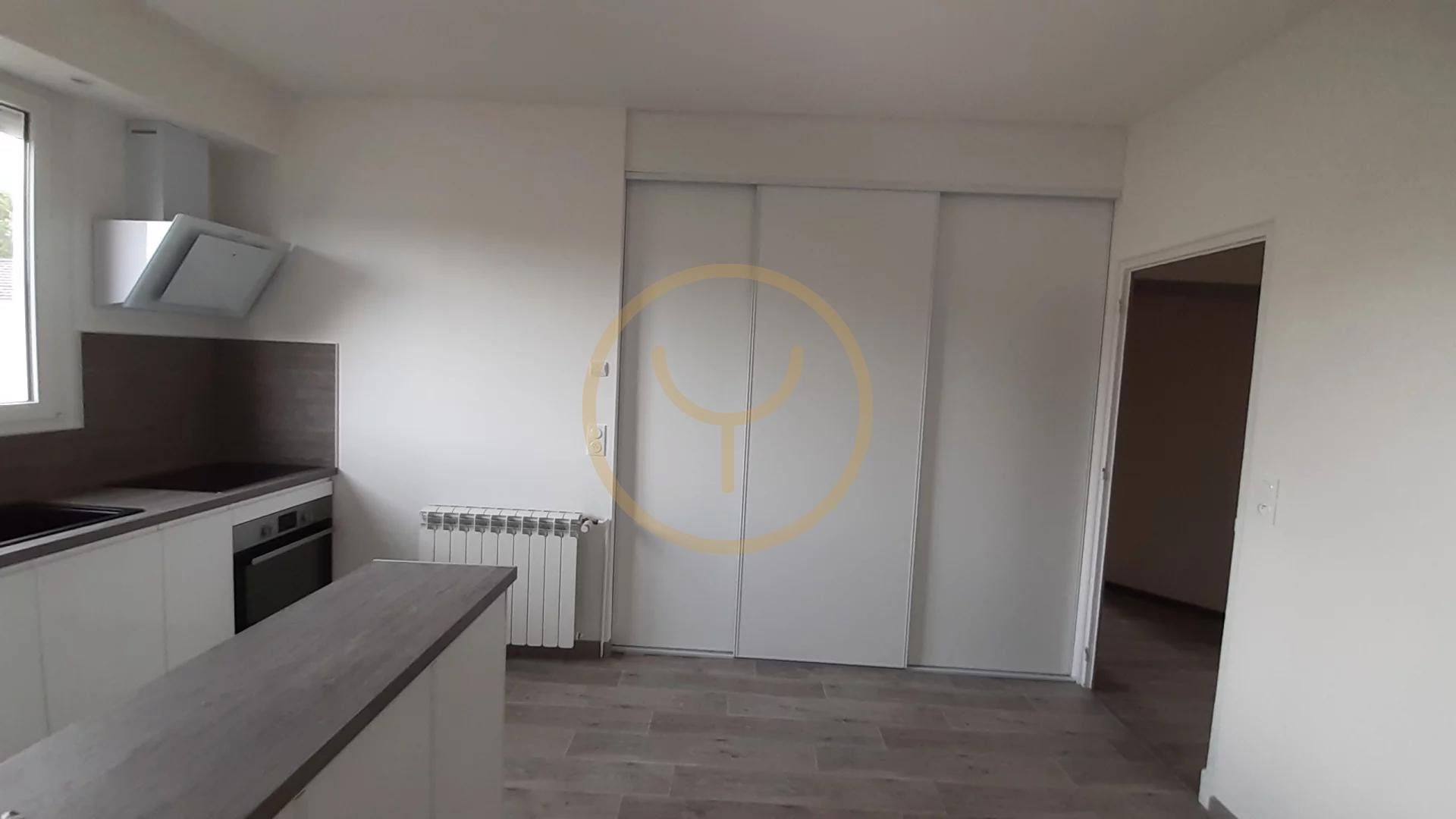 Location maison 5 pièces 157,09 m2