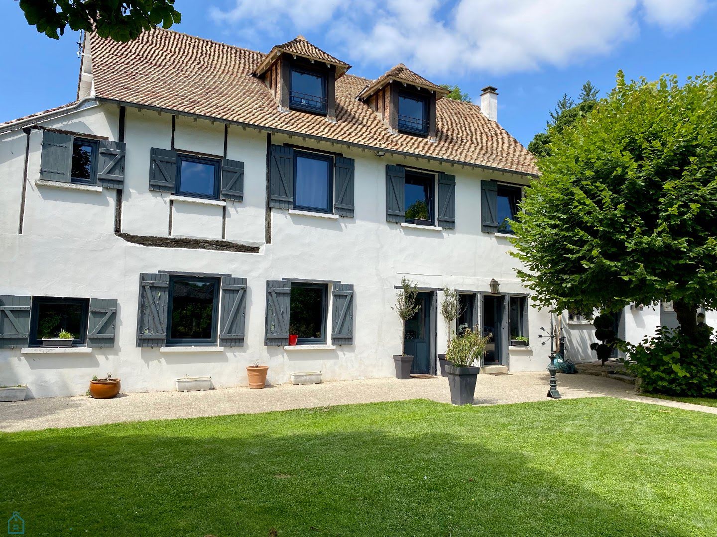 Vente maison 7 pièces 230 m2