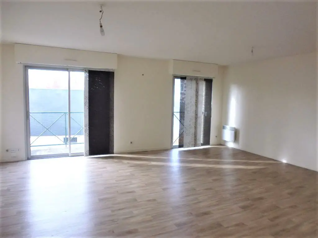 Location appartement 2 pièces 70,73 m2