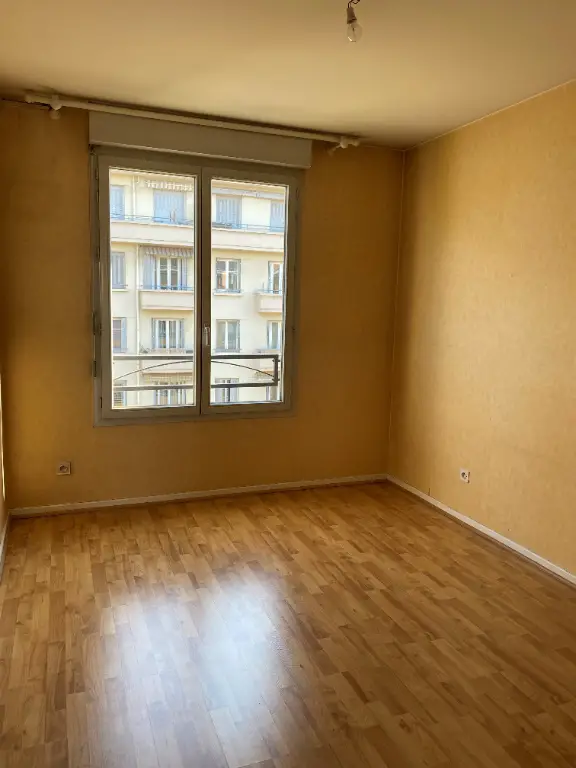 Location appartement 4 pièces 87,65 m2