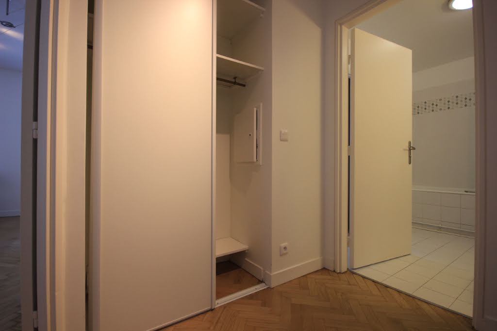 Location appartement meublé 2 pièces 43 m2